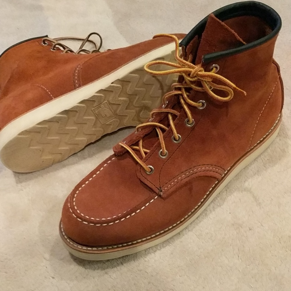 Red Wing 6 inch Moc toe 8810 size 10.5